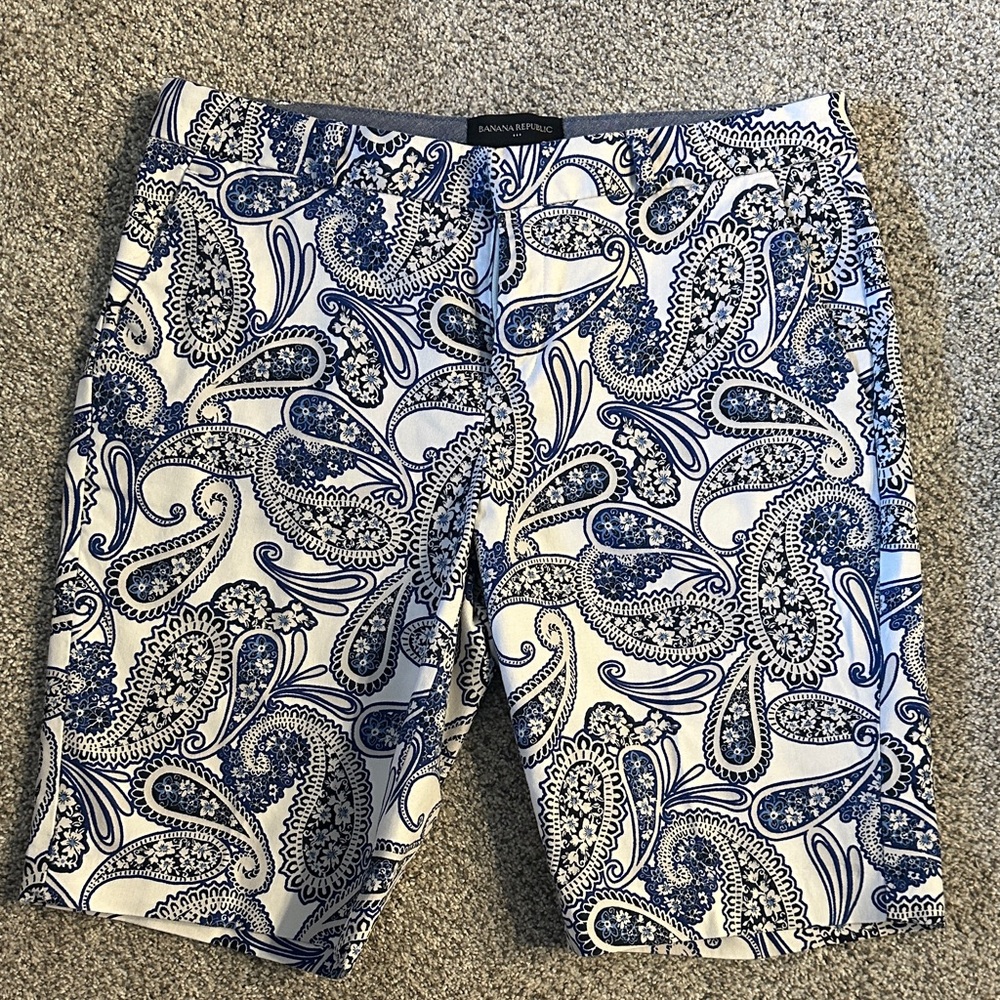 Banana Republic Blue and White Paisley  Shorts